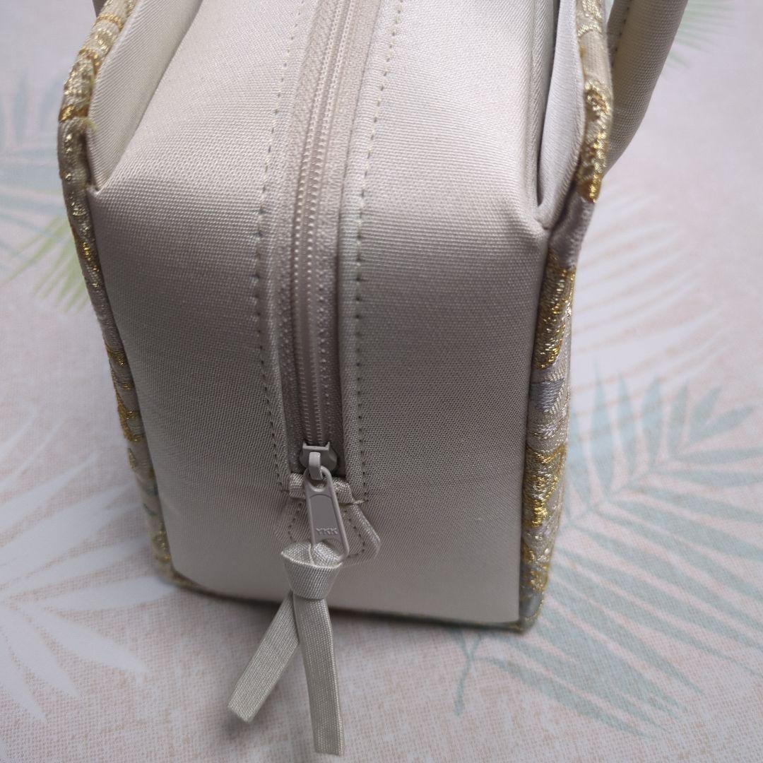 利休バツク沙織