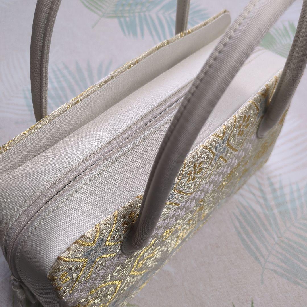 利休バツク沙織