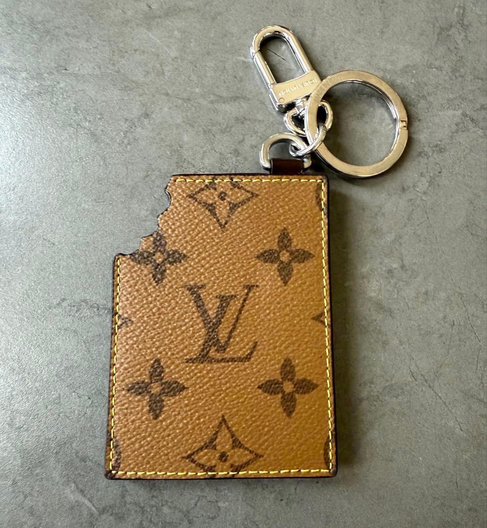 ルイヴィトン バックチャーム LVチョコレートバー - メルカリ