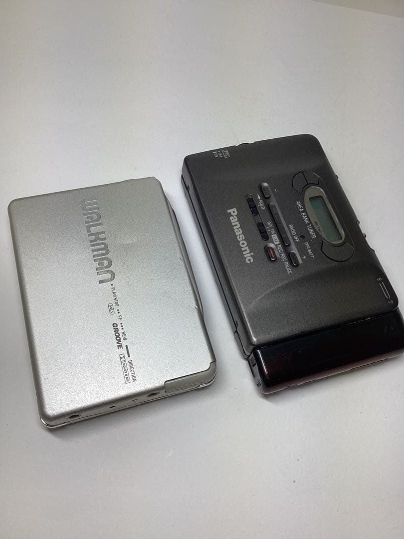 d*3様 ジャンク Panasonic RQ-S90F & Sony WALKM - メルカリ