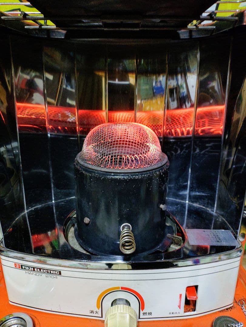 レトロ石油ストーブ 富士電機石油ストーブOSH2104形 小型石油ストーブ