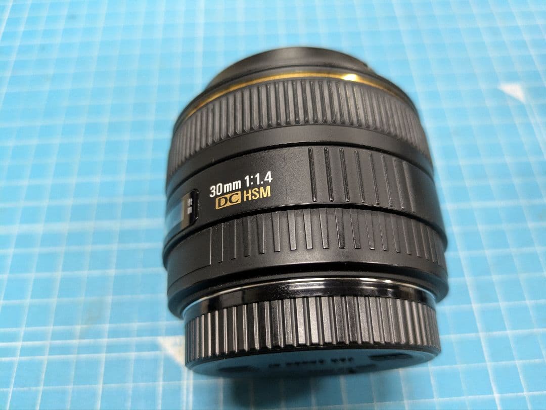 レンズ(単焦点) SIGMA 30mm F1.4 DC HSM Amazon.co.jp: SIGMA 単焦点標準レンズ 30mm F1.4 EX DC HSM シグマ用