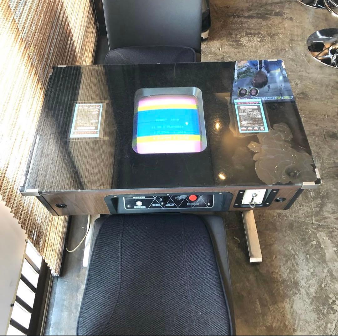 インベーダーゲーム テーブル型 Amazon.co.jp: タカラトミーアーツ スペースインベーダー テーブル筐