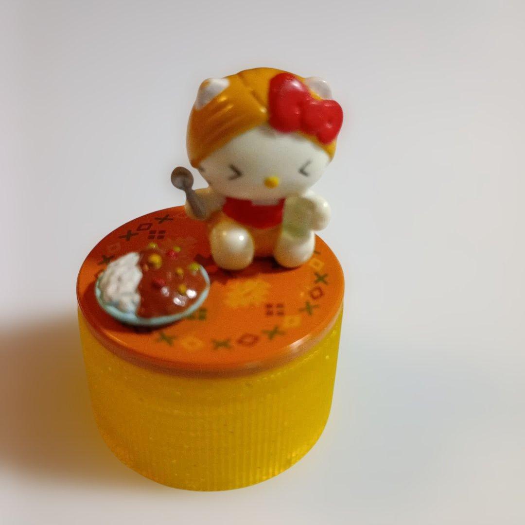 d*7様 平成レトロ☆ハローキティ ペットボトルキャップ 4個セット