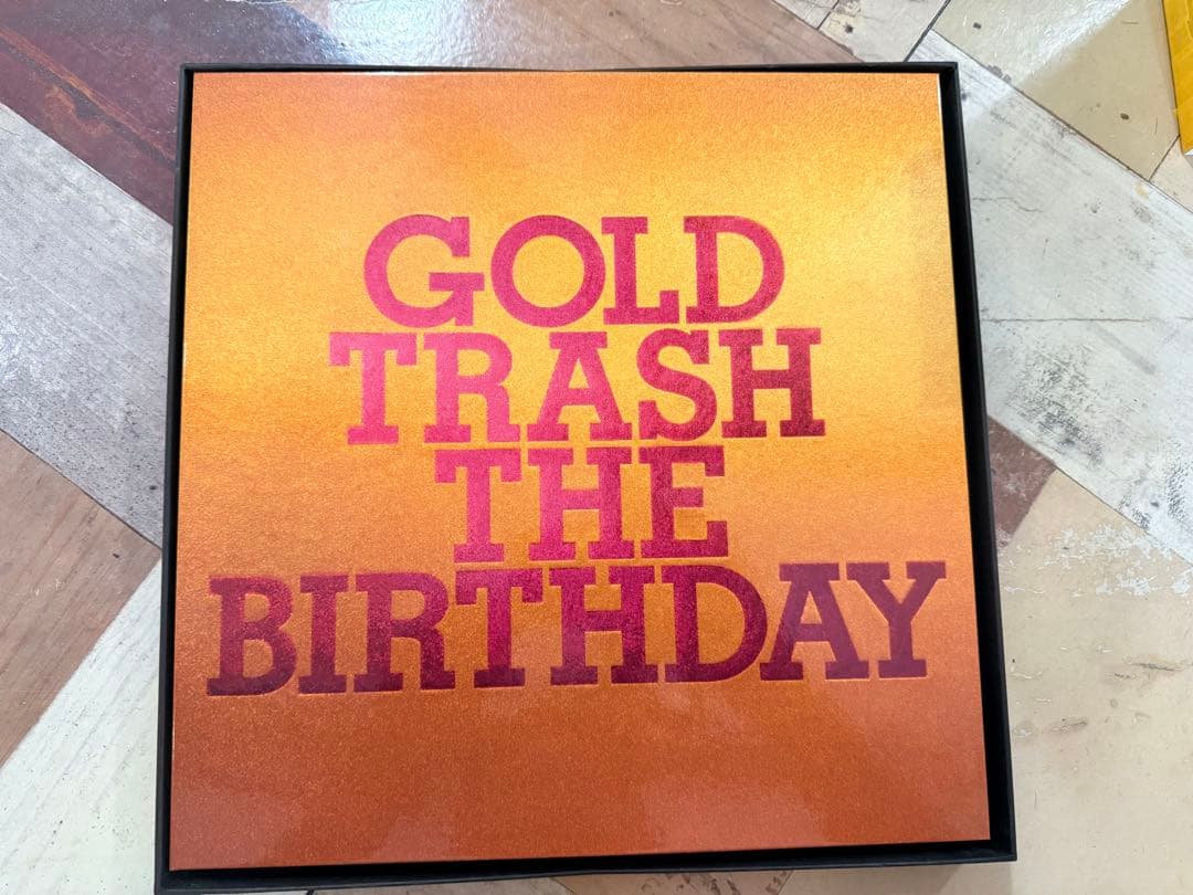 THE BIRTHDAY GOLD TRASH 限定版　シリアルナンバー入り