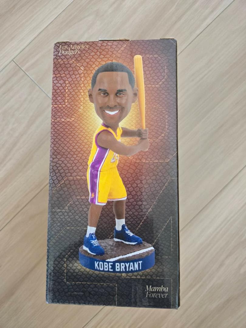 KOBE BRYANT コービー・ブライアント ボブルヘッド ドジャース球場