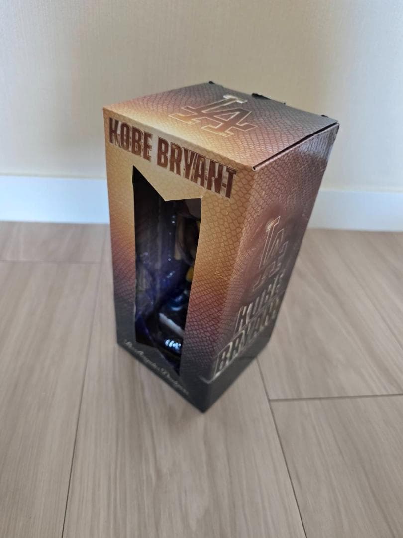 KOBE BRYANT コービー・ブライアント ボブルヘッド ドジャース球場