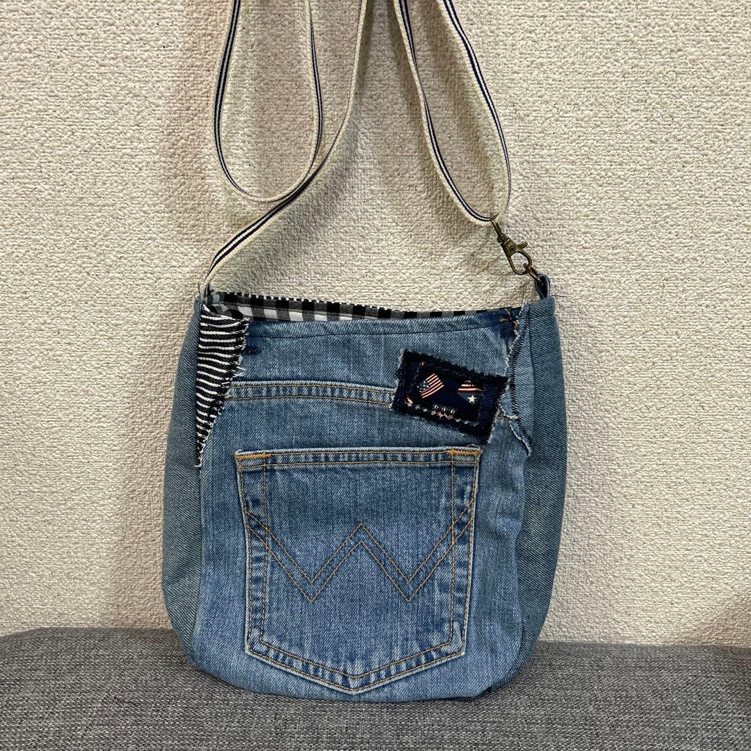 デニムリメイク ショルダーバッグ 古着リメイク ハンドメイド - メルカリ