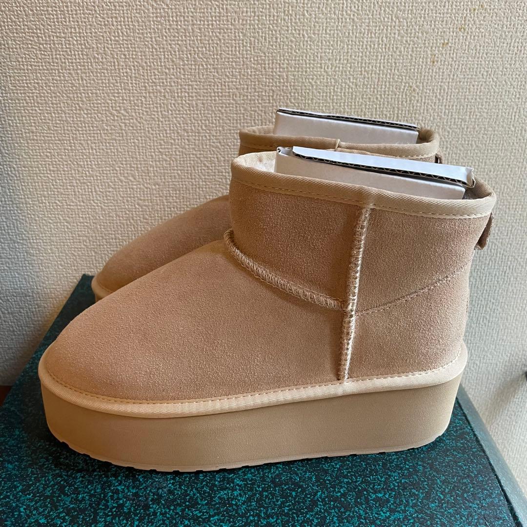 新品】箱無 EMU Australia ムートンブーツ ベージュ 24cm/7 - メルカリ