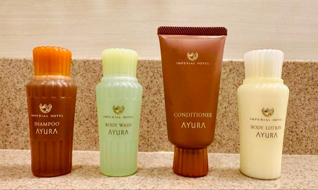 【B.B.】AYURA アユーラ 帝国ホテル アメニティセット　計32本 客室アメニティも手がけるアユーラのコンセプトストアが帝国ホテルに