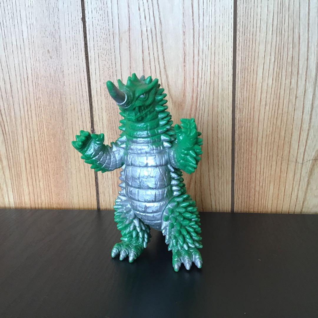 ウルトラマンシリーズ 怪獣フィギュア 5体セット - メルカリ