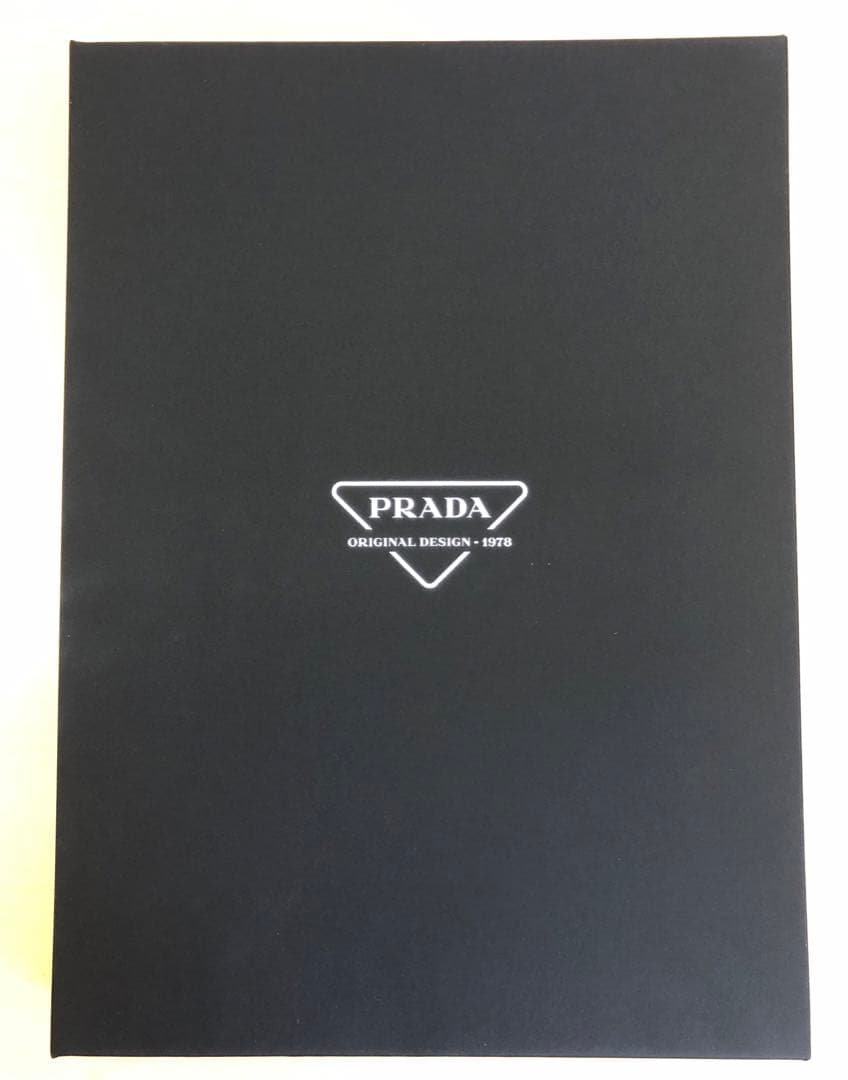 [3/15まで最終値下げ]PRADA 写真集　フォトブック