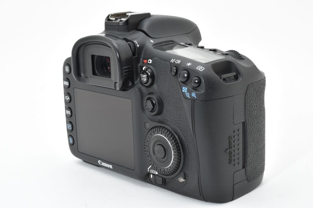 ■ 美品 ■ キヤノン　Canon EOS 7Dボディ《元箱付き》