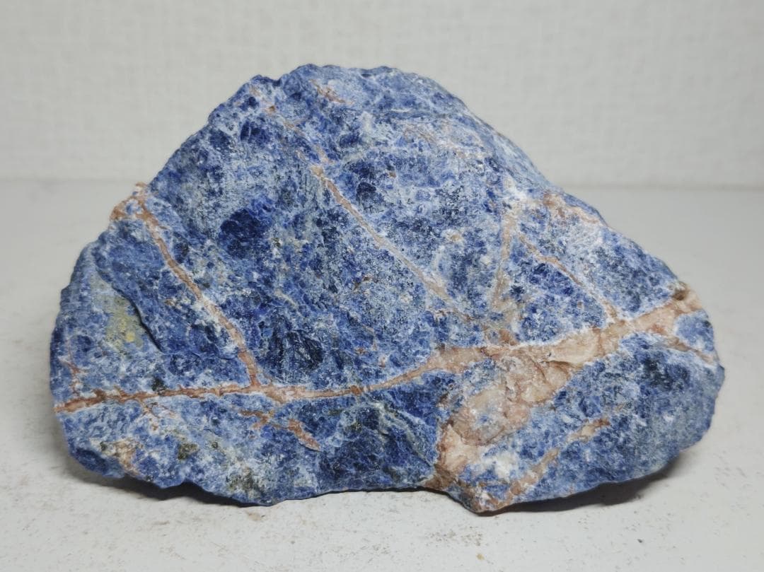 ソーダライト 1.4kg ラピスラズリ 原石 鑑賞石 自然石 鉱物 誕生石 水石