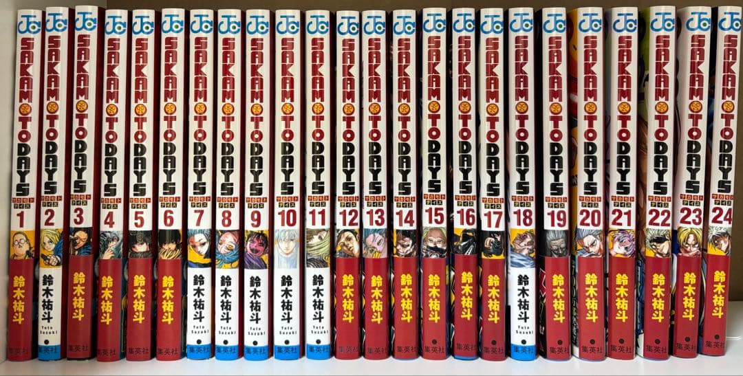 サカモトデイズ　漫画1〜24巻＋クリアファイル1枚セット Amazon.co.jp: SAKAMOTO DAYS （サカモトデイズ） 漫画全巻セット, 1