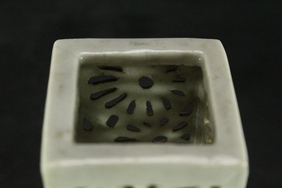 古平戸 菊透かし 四方 筆筒(RC898) - メルカリ