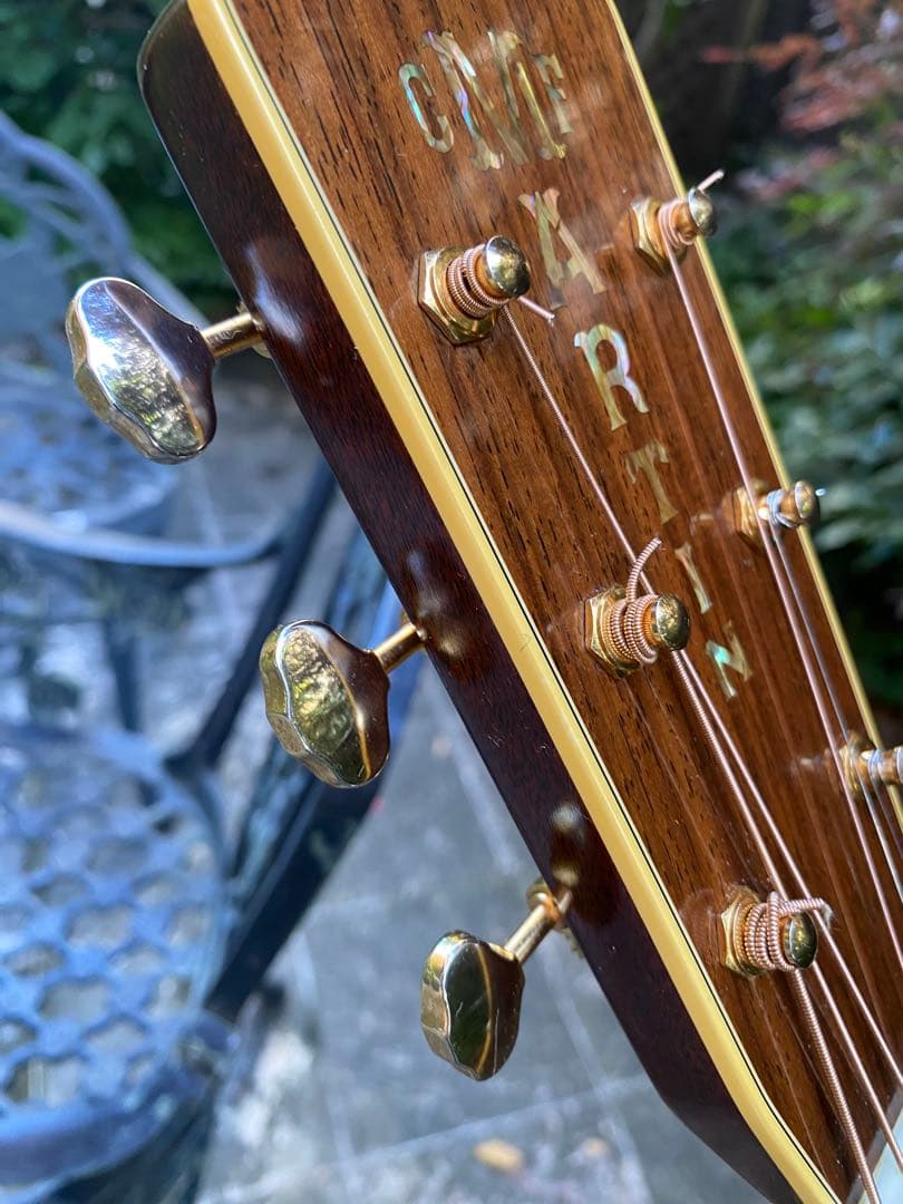 【C.F.Martin & Co.】J-40 縦ロゴ / 極めて美品【希少】