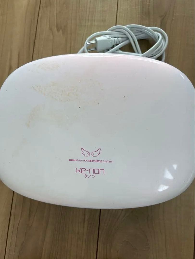 【動作確認済・ケノン】家庭用脱毛器 KE-NON Ver.不明 本体のみ 美品】ケノン Ke-non 脱毛器 Ver8.4 NIPL-2080 ゴールド NIPL-2080