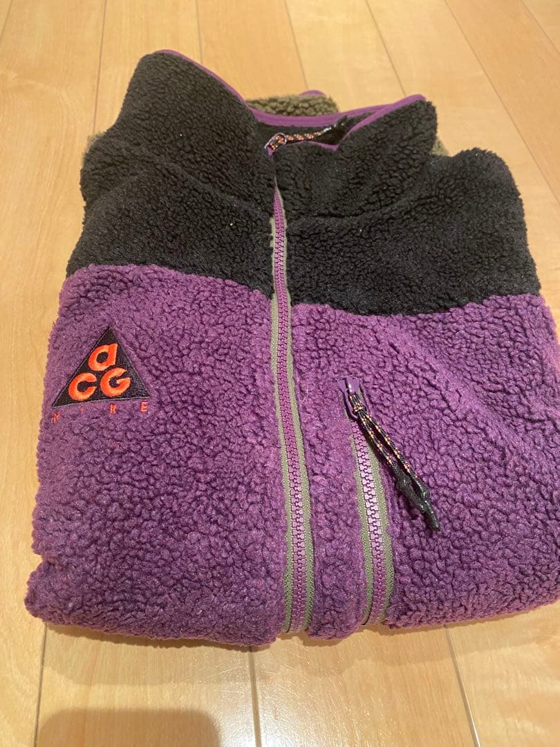 新品 未使用 NIKE ACG ボア フリースベスト 送料込み ビックロゴ