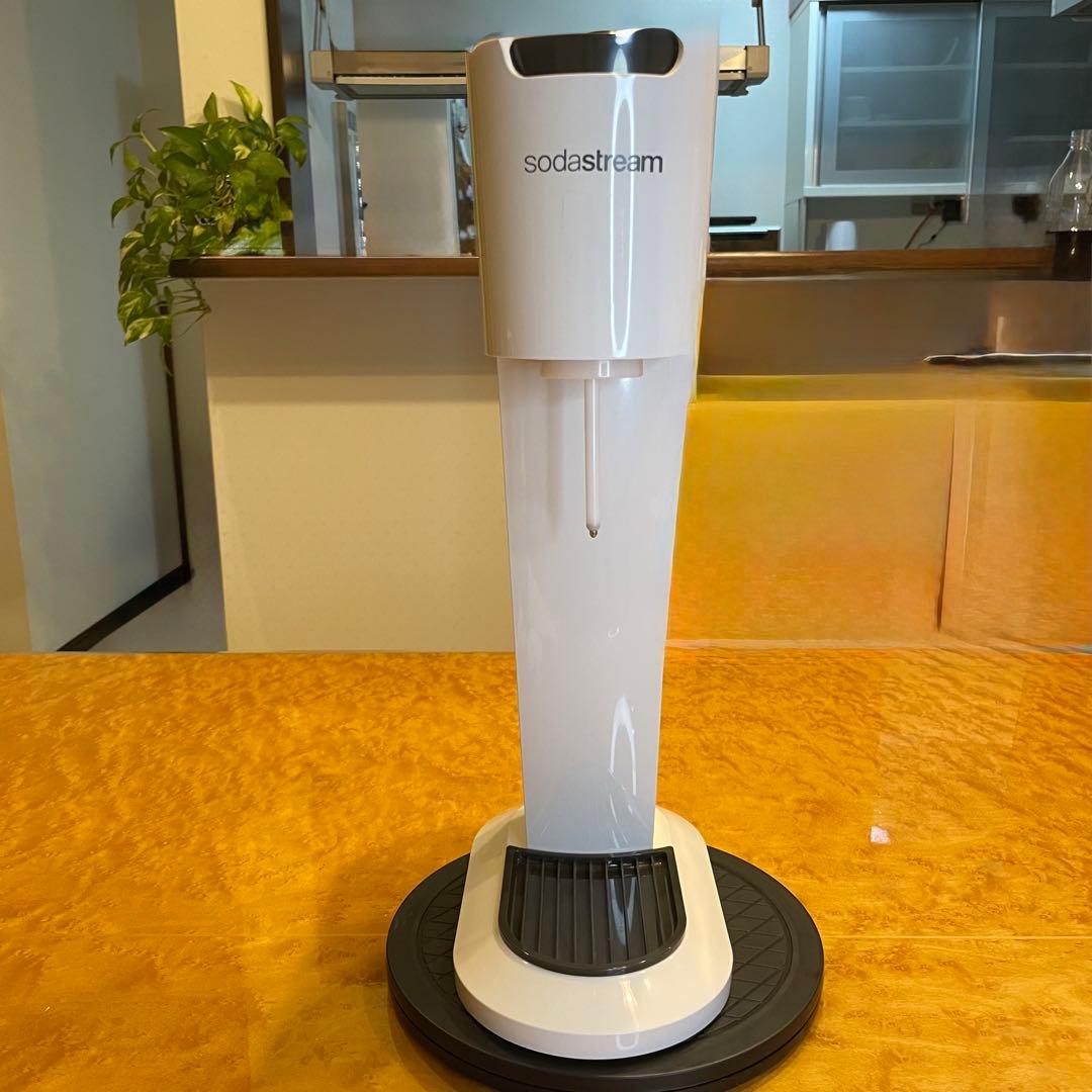 ソーダストリーム ジェネシス(ホワイト) 満タンガスシリンダー2本