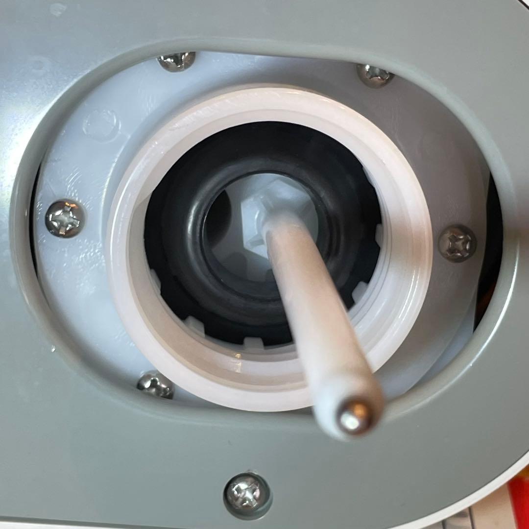 ソーダストリーム ジェネシス(ホワイト) 満タンガスシリンダー2本