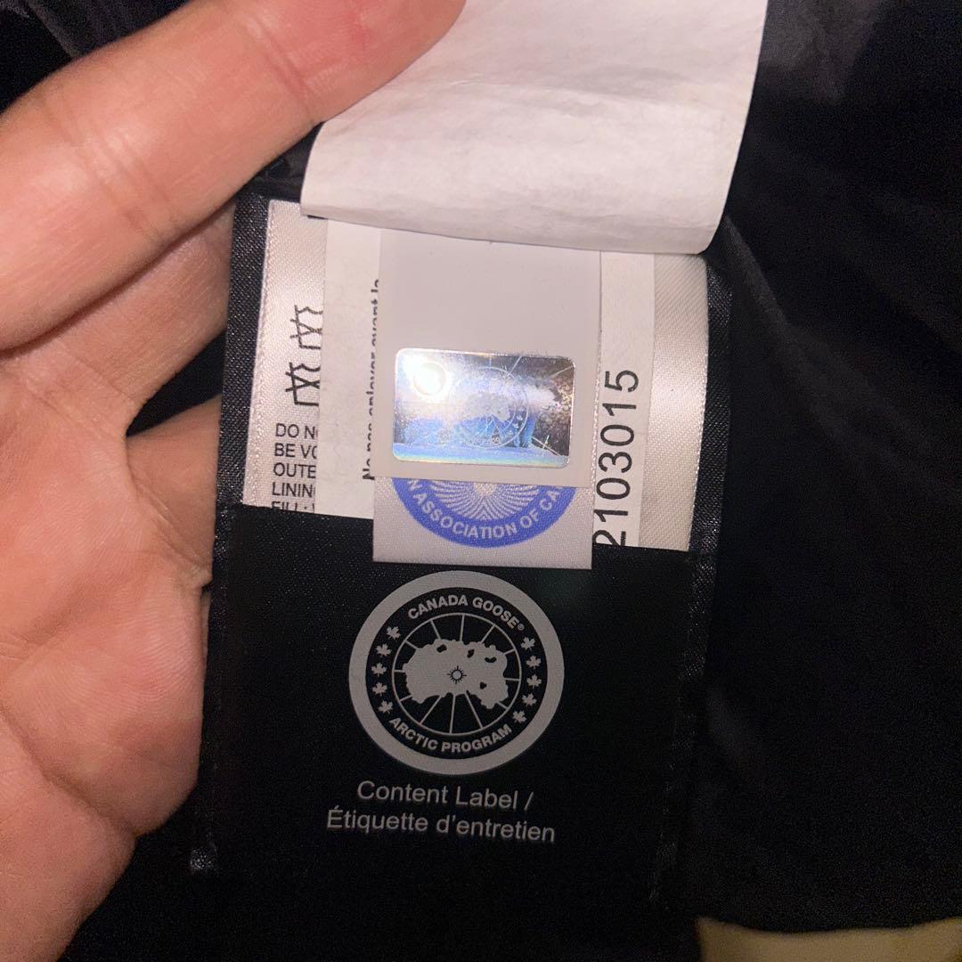 p*a様 CANADA GOOSE マクミランパーカ ブラックレーベル ワッペン