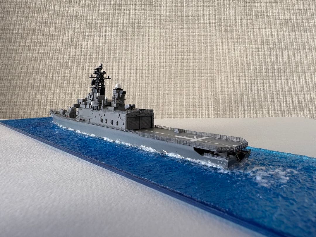 1/700 海上自衛隊 護衛艦くらま 全塗装 洋上ジオラマ - メルカリ