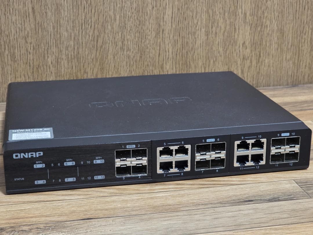 QNAP QSW-M1208-8C マネージドL2SW QSW-M1208-8C | Upgrade your network with a 10GbE managed switch | QNAP
