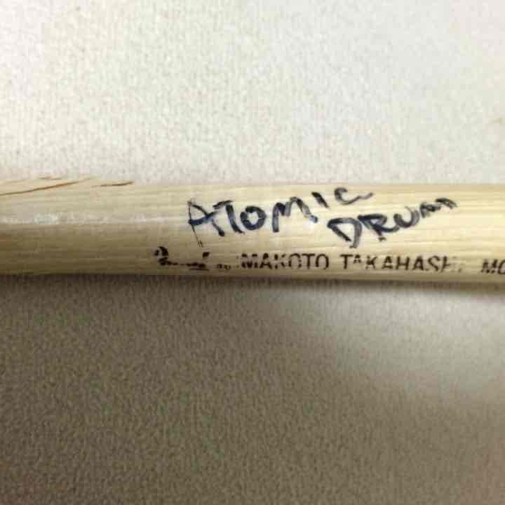 BOOWY 高橋まこと 直筆サイン入りドラムスティック - メルカリ