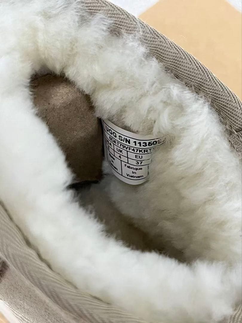 UGG クラシック ウルトラミニ プラットフォーム 厚底 ベージュ 23.5cm