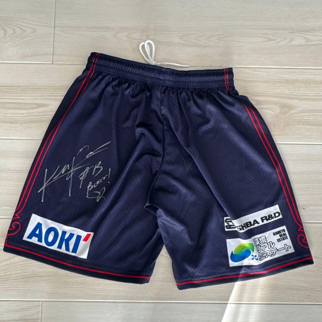 横浜ビー·コルセアーズ #15 キーファー・ラベナ選手着用サイン入り