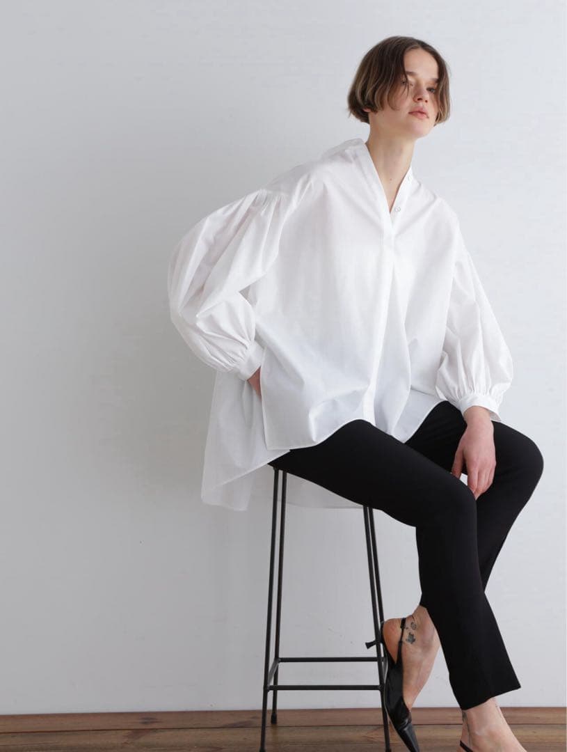 LE PHIL タイプライター ギャザーブラウス ホワイト 24AW 美品 タイプライターギャザーブラウス（シャツ/ブラウス）｜LE PHIL