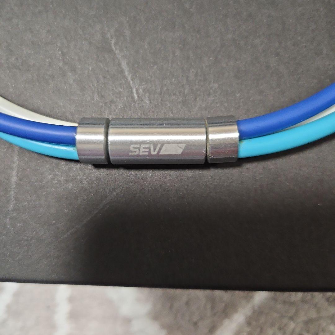 SEV type3M ネックレス 青・白.水色46センチの通販はau PAY マーケット