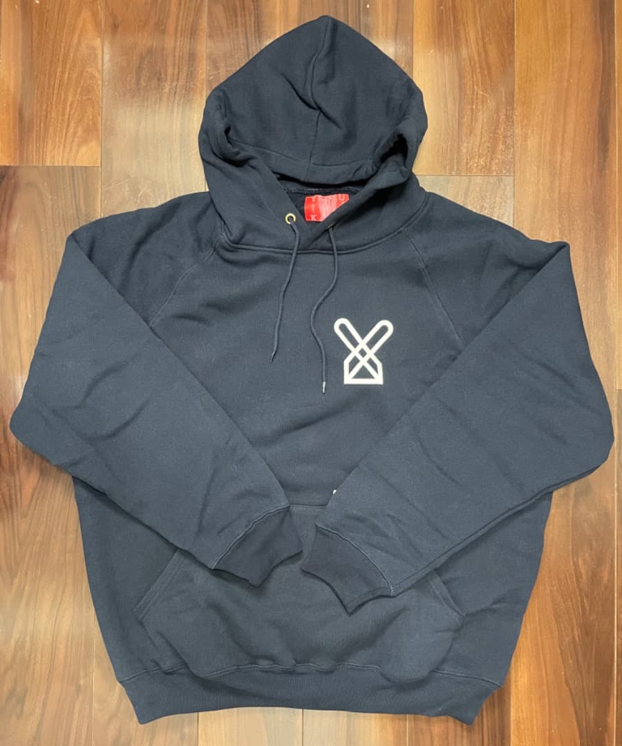 YUKI SUPER SLITS 2024 フーディー Lサイズ - メルカリ