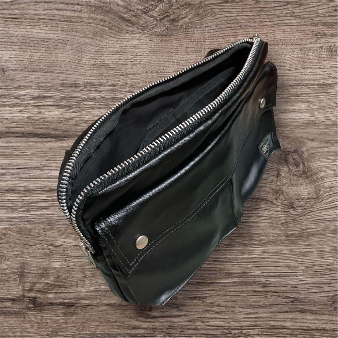 極美品PORTERブラックレザー ショルダーバッグ - メルカリ