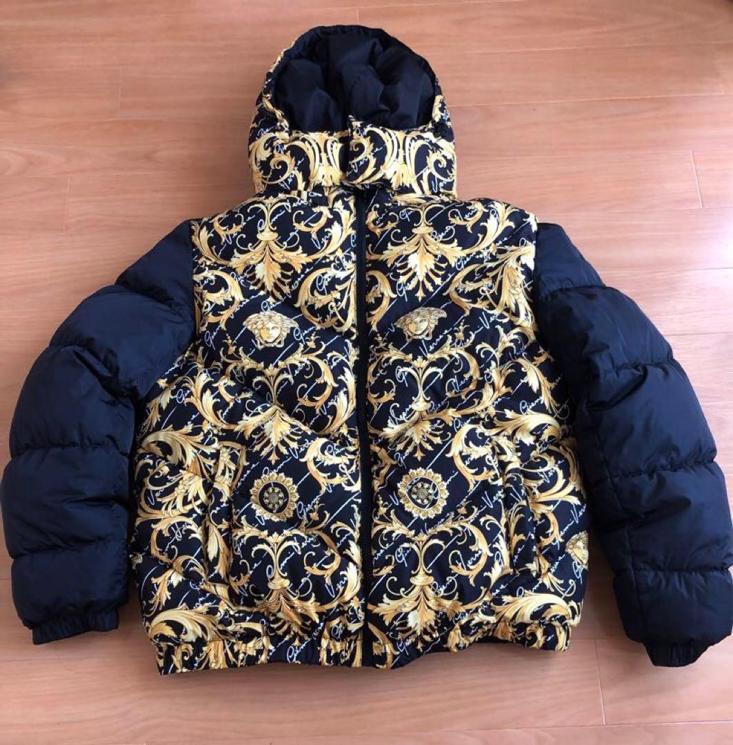 美品 ヴェルサーチ VERSACE リバーシブル ダウンジャケット - メルカリ