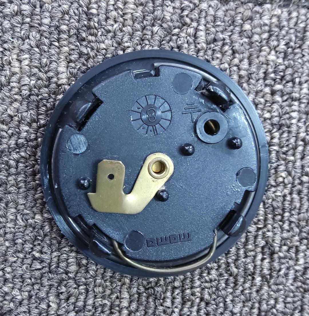 美品 momo モモ ステアリング ヴェローチェ V35 340mm 中古品 - メルカリ