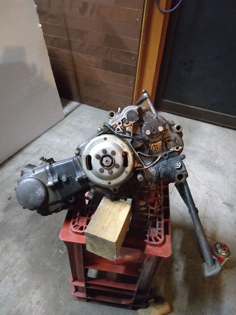 49cc エンジン Z50JE 本体 - メルカリ