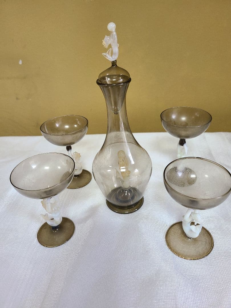 アールデコ期ビミニグラス　スモークガラス製マーメイドデキャンタとグラスセット 楽天市場】アンティーク ガラス デキャンタ グラス セット 乗馬