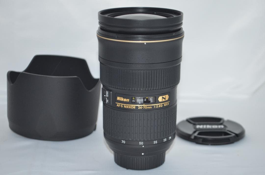 NIKON Af-s nikkor 24-70mm 1:2.8GNikon AF S Nikkor 24 70mm f/2.8G