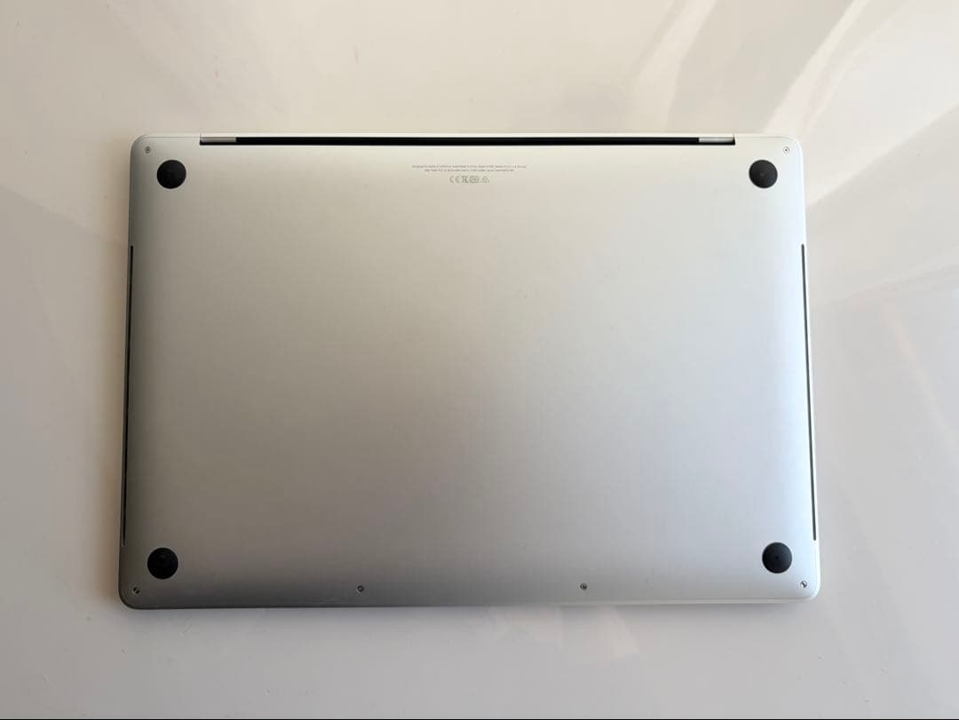 MacBook本体 Macbook pro 2019 15inch 16GB 2.4GHz 9i