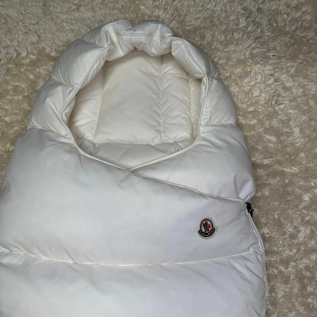 美品】モンクレール おくるみ ダウン ベビー ネイビー 防寒 - メルカリ