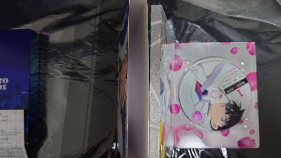 まじっく快斗 名探偵コナン 限定生産 Blu-ray BOX 缶ケーストランプ付