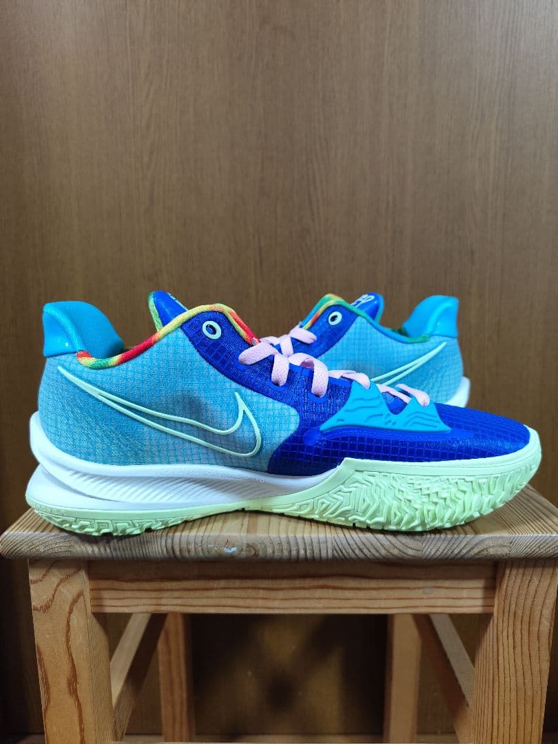 Nike Kyrie Low 4 ナイキ　カイリーロー4　27.0cm