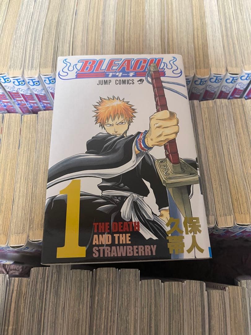 BLEACH全巻セット 初版複数あり BLEACH ブリーチ 全巻セット 1〜74巻セット 初版61冊 関連本付き
