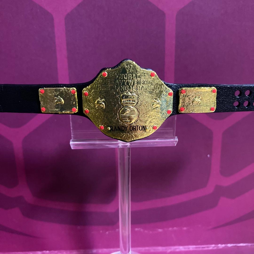 wwe フィギュア 世界チャンピオンベルト - メルカリ