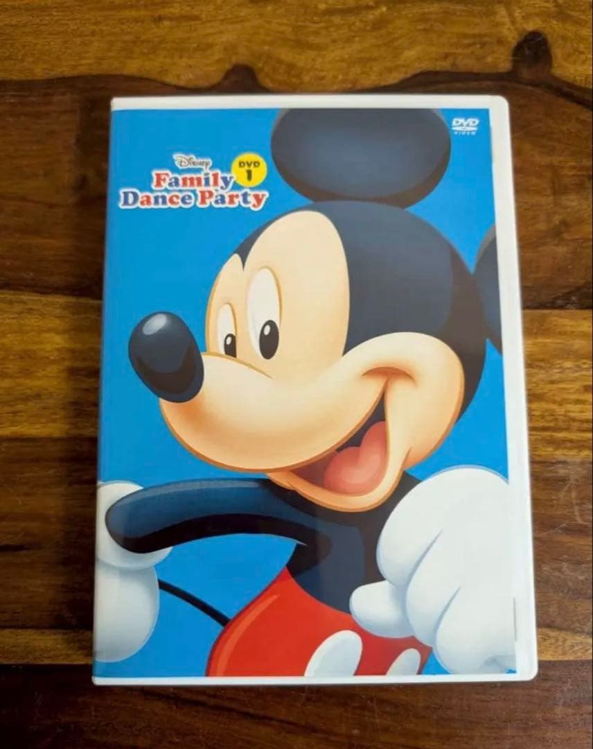 新品同様】Disney Family Dance Party DVD - メルカリ
