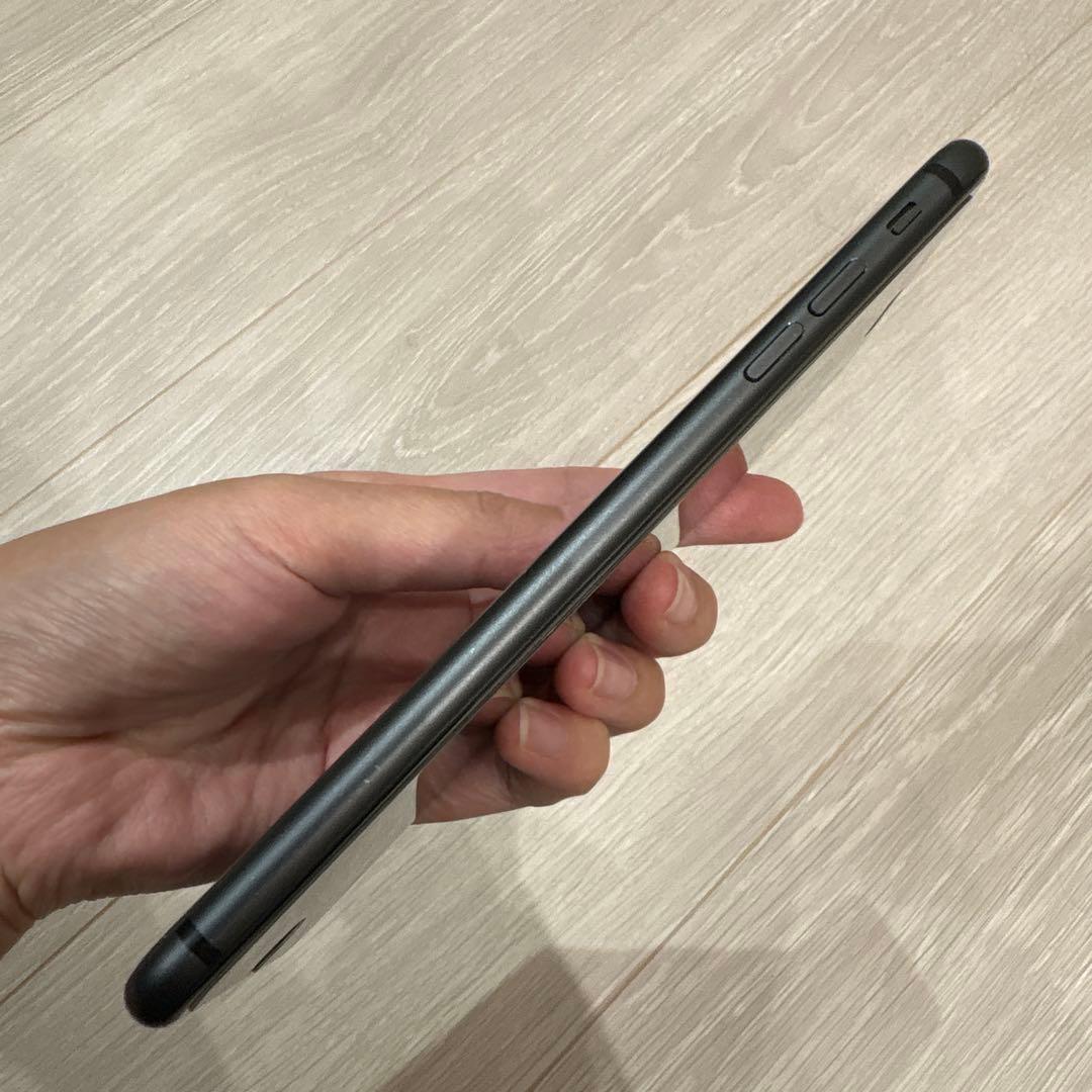 iPhone 8 Plus スペースグレイ 64GB SIMフリー - メルカリ