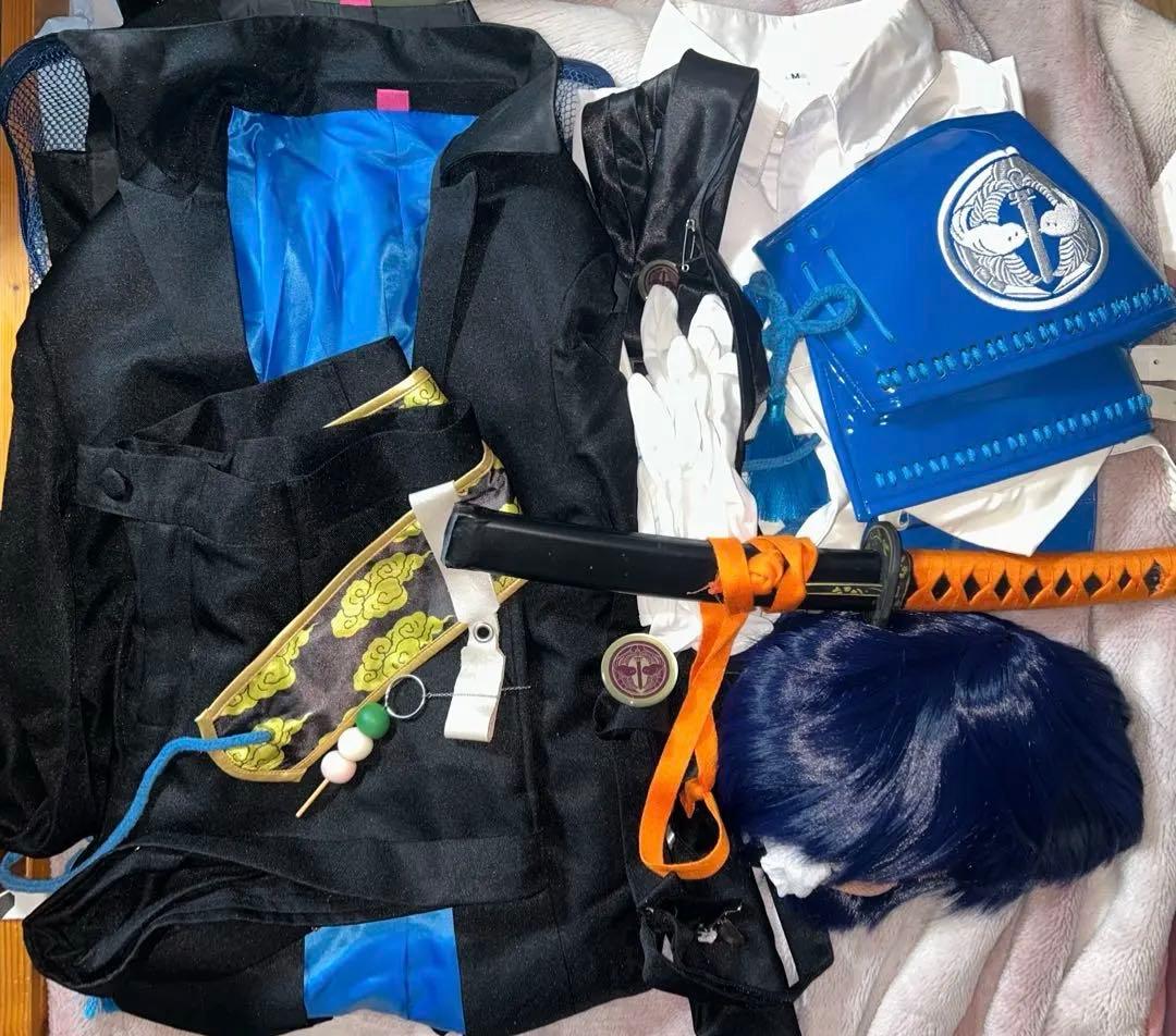 刀剣乱舞 謙信景光 通常衣装 戦闘衣装 ウィッグ 刀 コスプレ Amazon.co.jp: [マルユリヤ] 刀剣乱舞 新刀剣男士 謙信景光 靴下*肩鎧