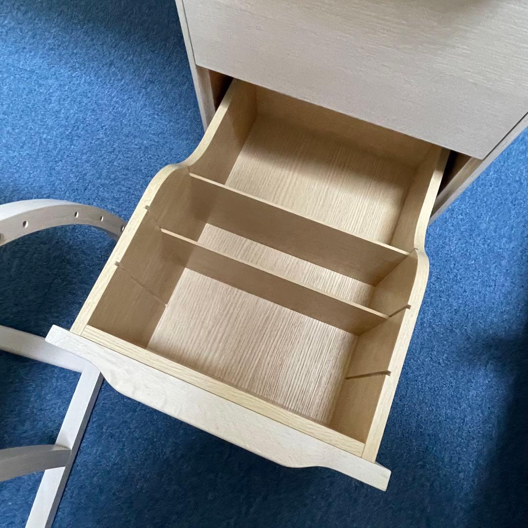 カリモク　学習机《コーディ》限定色